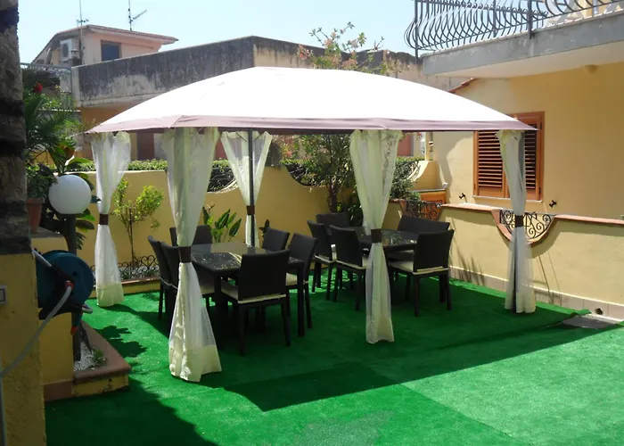 Bebe' شقة فيكو إيكوينس