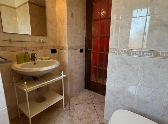 Bebe' شقة فيكو إيكوينس