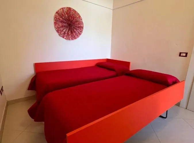 Bebe' شقة فيكو إيكوينس